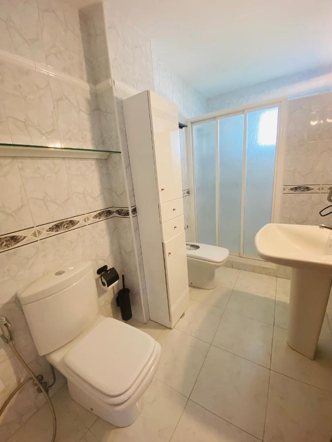 Paradise Holidays 2 Bedrooms & Sea View, Tenerife