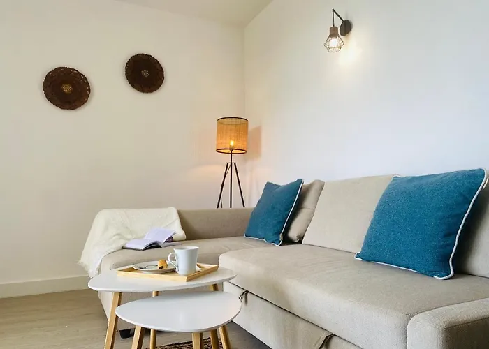 Paradise Holidays 2 Bedrooms & Sea View, Tenerife