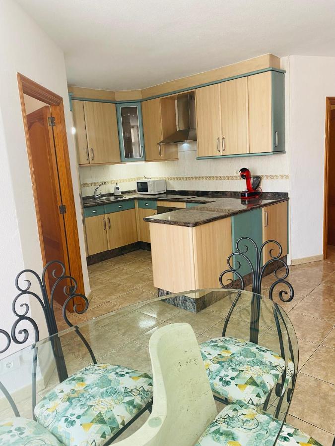 Paradise Holidays 2 Bedrooms & Sea View, Tenerife Apartment Arona (Tenerife)