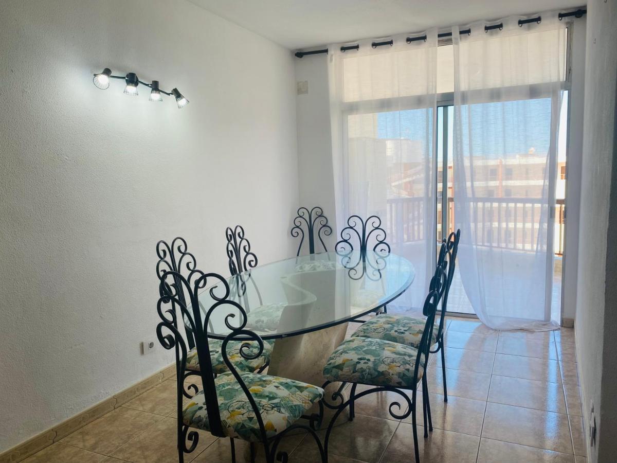 Apartment Paradise Holidays 2 Bedrooms & Sea View, Tenerife